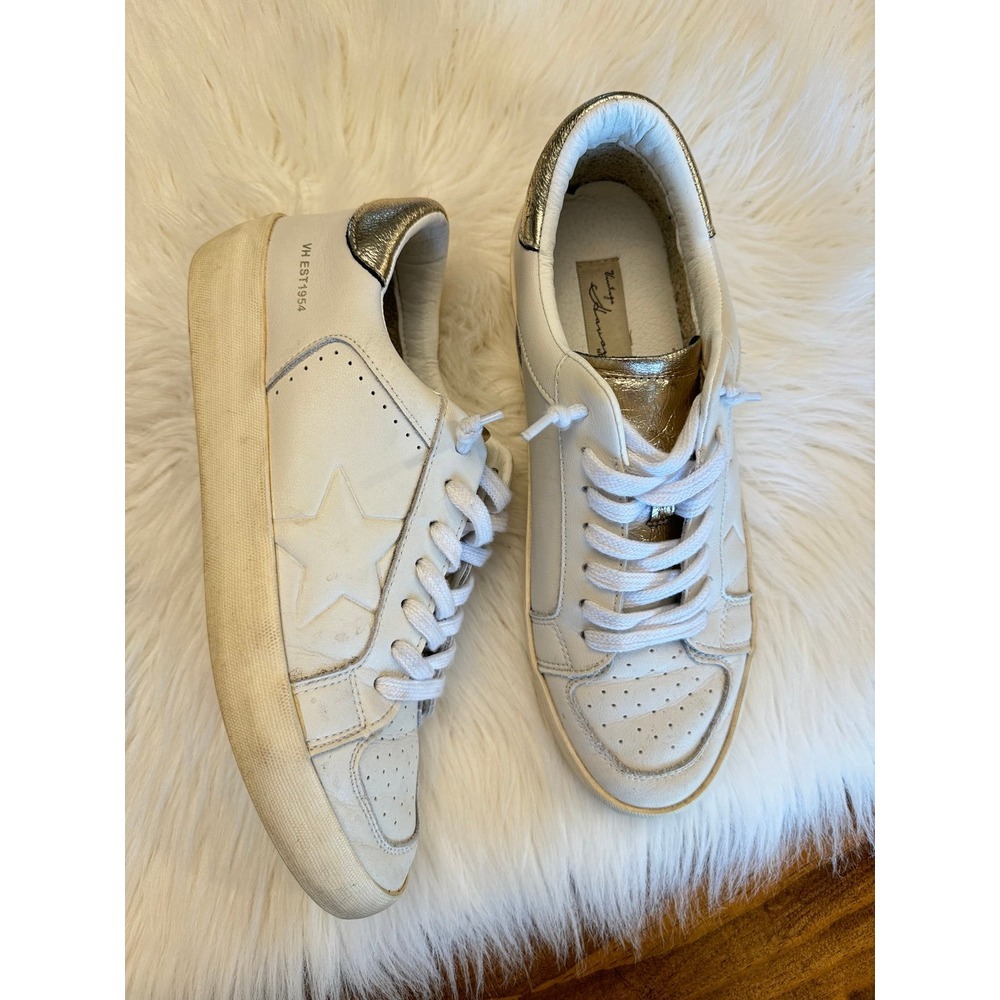 Vintage Havana women's size 11 sneaker GUC